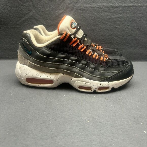 Size 7Y-Nike Air Max 95 Recraft (GS) - Picture 1 of 8